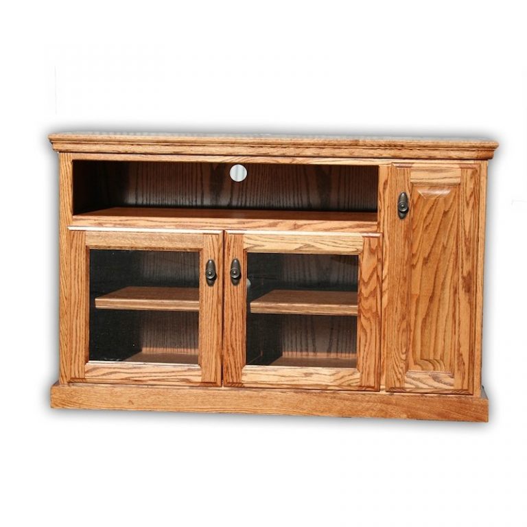 Oak Design Corp 48″ Traditional TV Console Stewart Roth Furniture