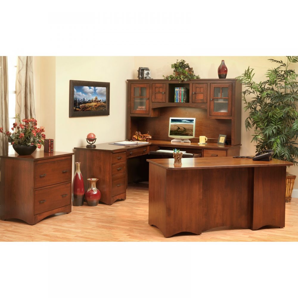 Prairie Mission 650-660 Desks w-light Suite
